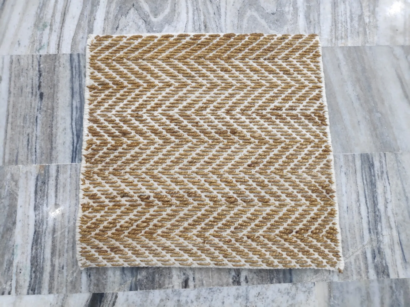 Panja Geometric Trellis dhurrie